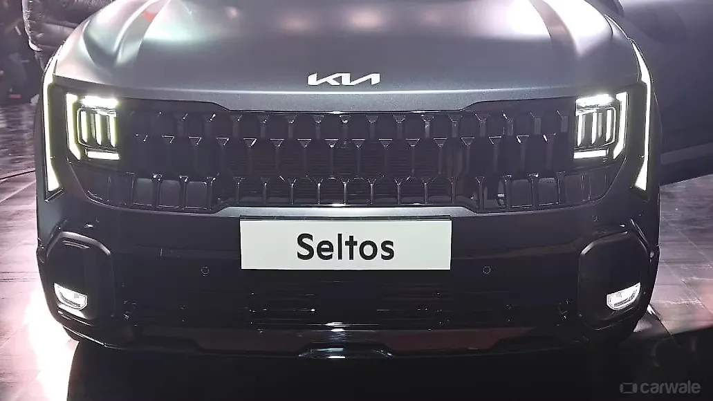 Kia Seltos Front View