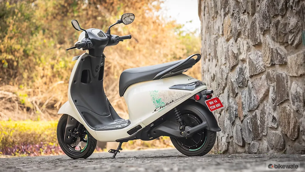 Bajaj Chetak C25 Left Rear Three Quarter Image – BikeWale