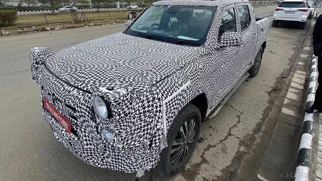 Mahindra Global Pik Up Headlight