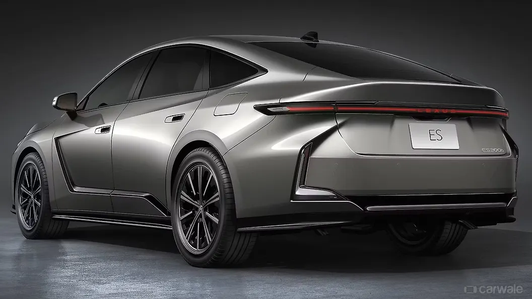 Lexus ES Left Rear Three Quarter