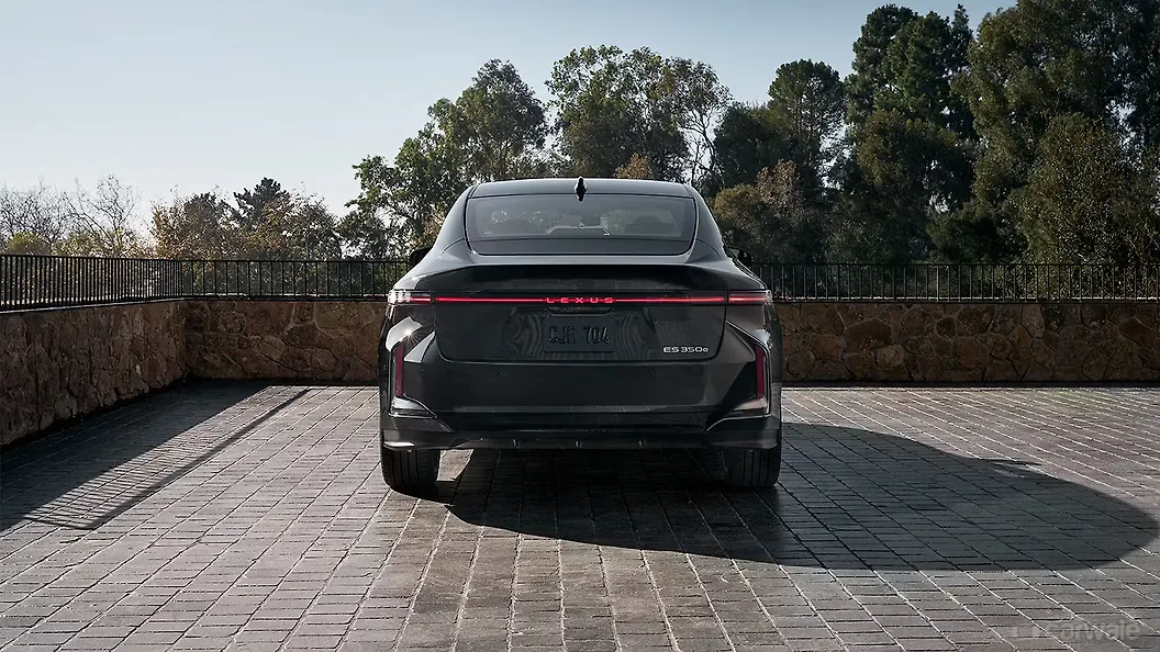 Lexus ES Rear View