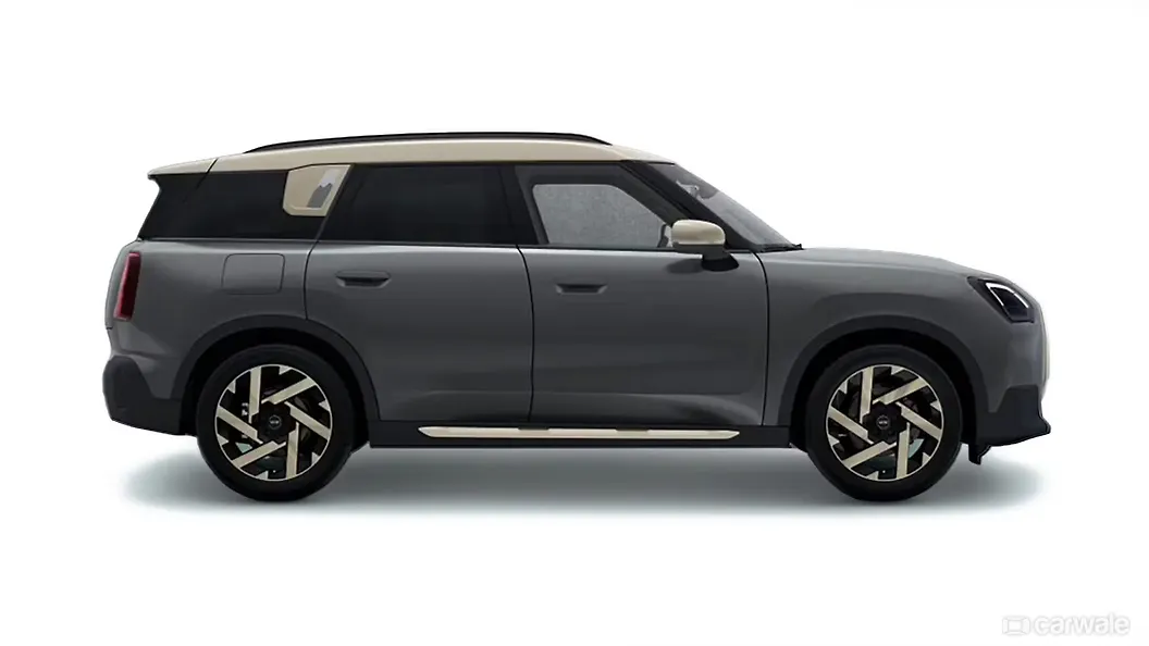 Mini Countryman C Right Side View