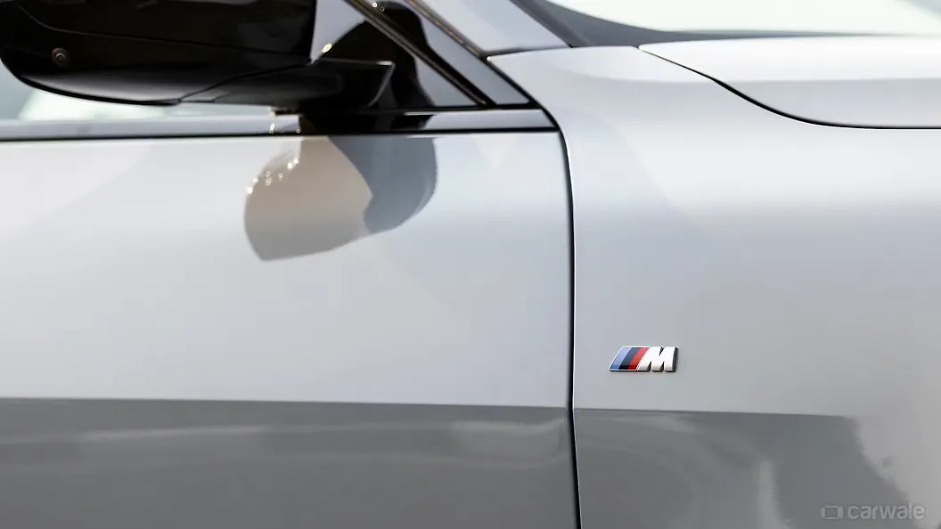 बीएमडब्ल्यू M440i ओआरवीएम ब्लिंकर
