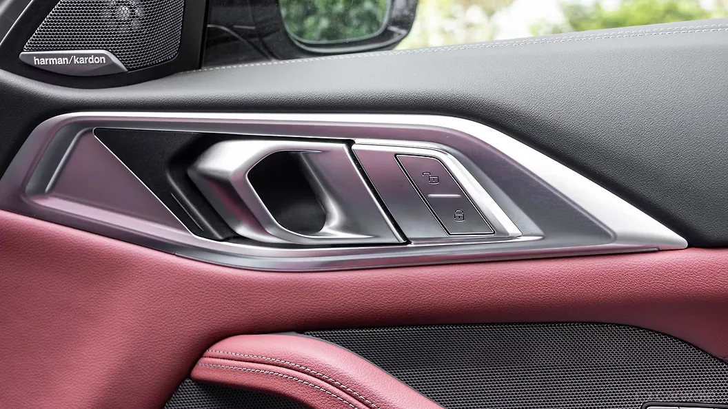 BMW M440i Front Right Door Pad Handle BMW M440i Front Right Door Pad Handle