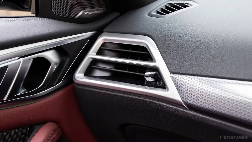 BMW M440i Right Side Air Vents BMW M440i Right Side Air Vents