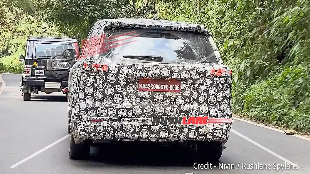 टोयोटा Innova Hycross Facelift टेल लाइट / टेल लैंप टोयोटा Innova Hycross Facelift टेल लाइट / टेल लैंप