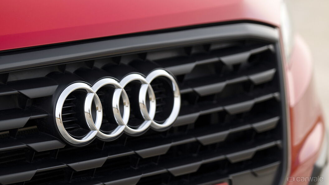Audi Q2 Front Logo