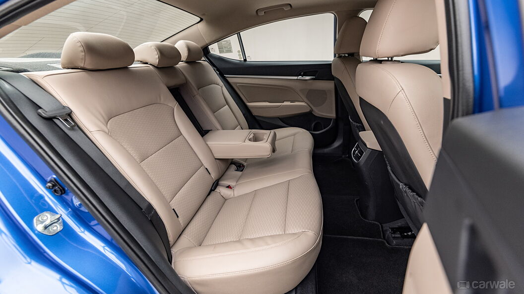Discontinued Hyundai Elantra 2016 Rear Seat Space