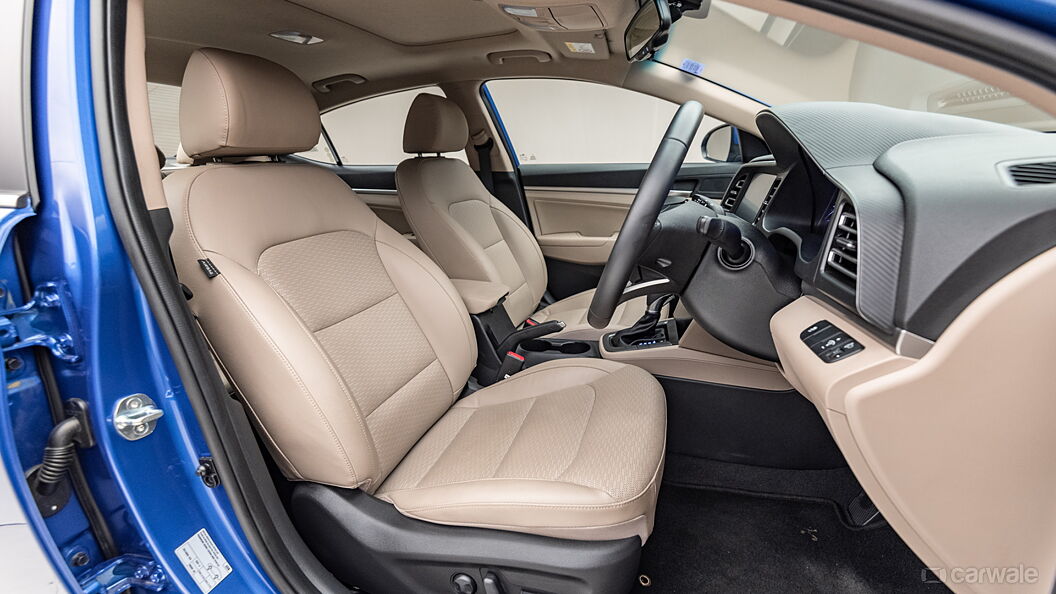 Hyundai Elantra [2016-2019] Rear Seat Space