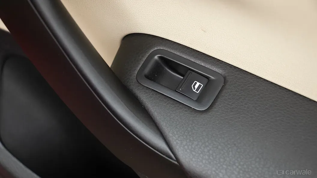 Vento Rear Power Window Switches Image, Vento Photos in India CarWale