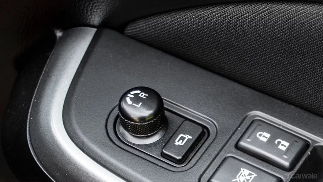 Swift Outer Rear View Mirror ORVM Controls Image, Swift Photos in India CarWale