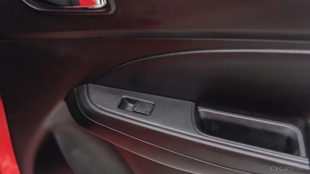 Swift Rear Power Window Switches Image, Swift Photos in India CarWale