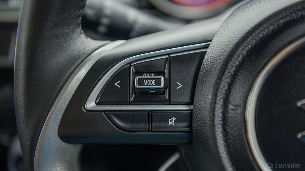 Discontinued Maruti Suzuki Swift 2018 Steering Mounted Controls