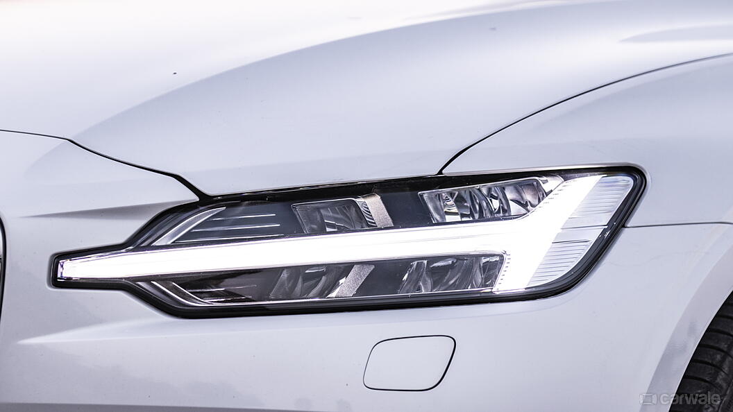 S60 Daytime Running Lamp (DRL) Image, S60 Photos in India - CarWale