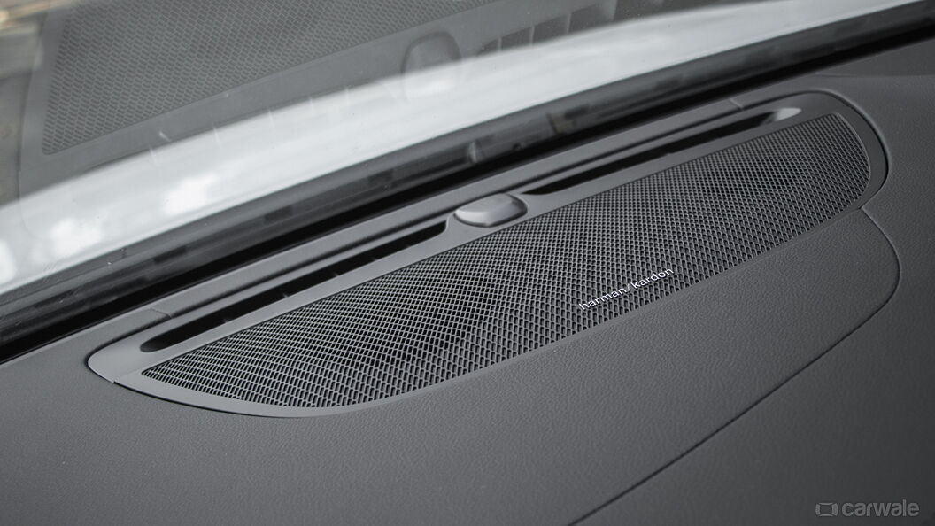 Volvo S60 Central Dashboard - Top Storage/Speaker