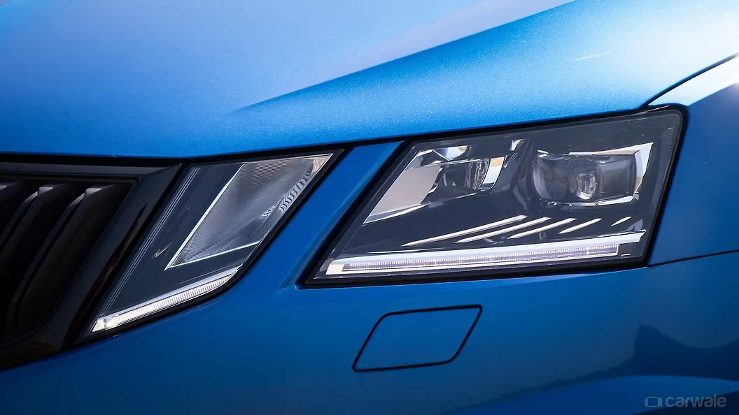 Octavia [20172021] Headlight Image, Octavia [20172021] Photos in India CarWale