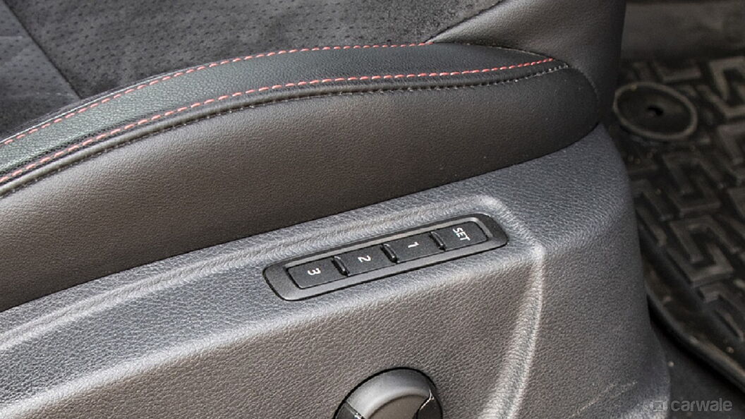 Discontinued Skoda Octavia 2017 Seat Memory Buttons