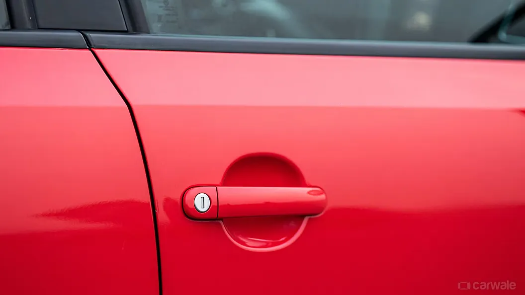 Polo Front Door Handle Image, Polo Photos in India CarWale