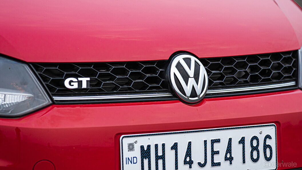 Volkswagen Polo Front Logo