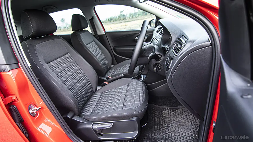 Volkswagen Polo Front Row Seats