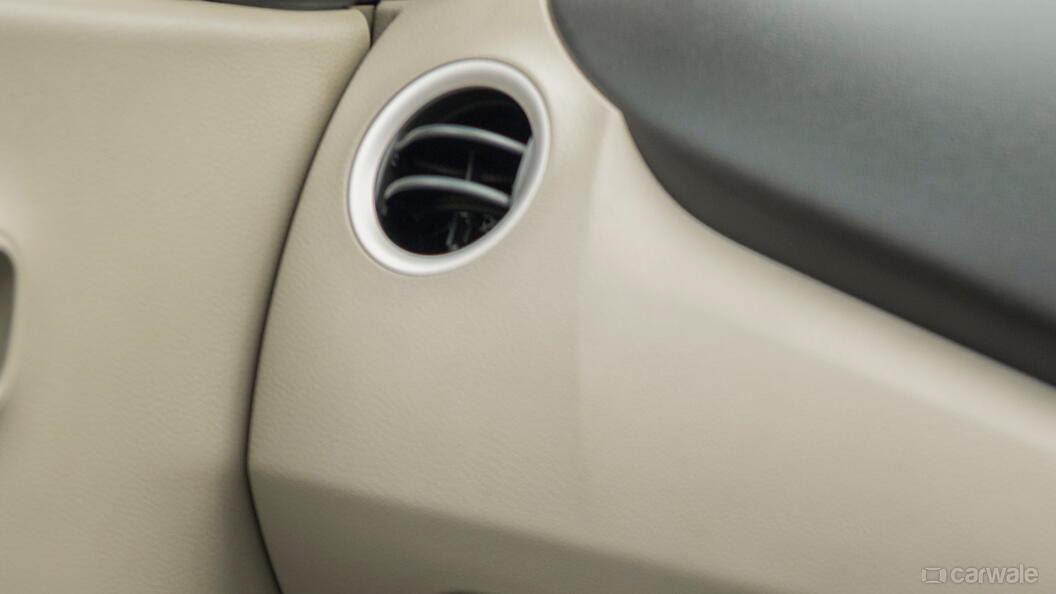 Celerio Front Passenger Air Vent Image, Celerio Photos in India - CarWale