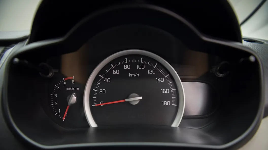 celerio-instrument-cluster celerio-instrument-cluster
