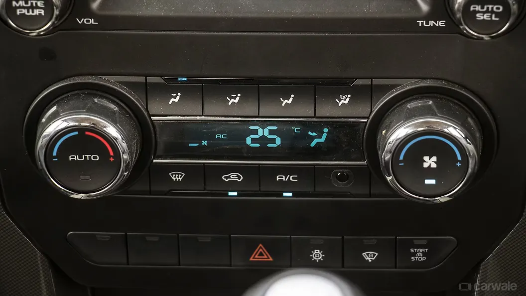 Scorpio 2021 AC Controls Image, Scorpio 2021 Photos in India CarWale