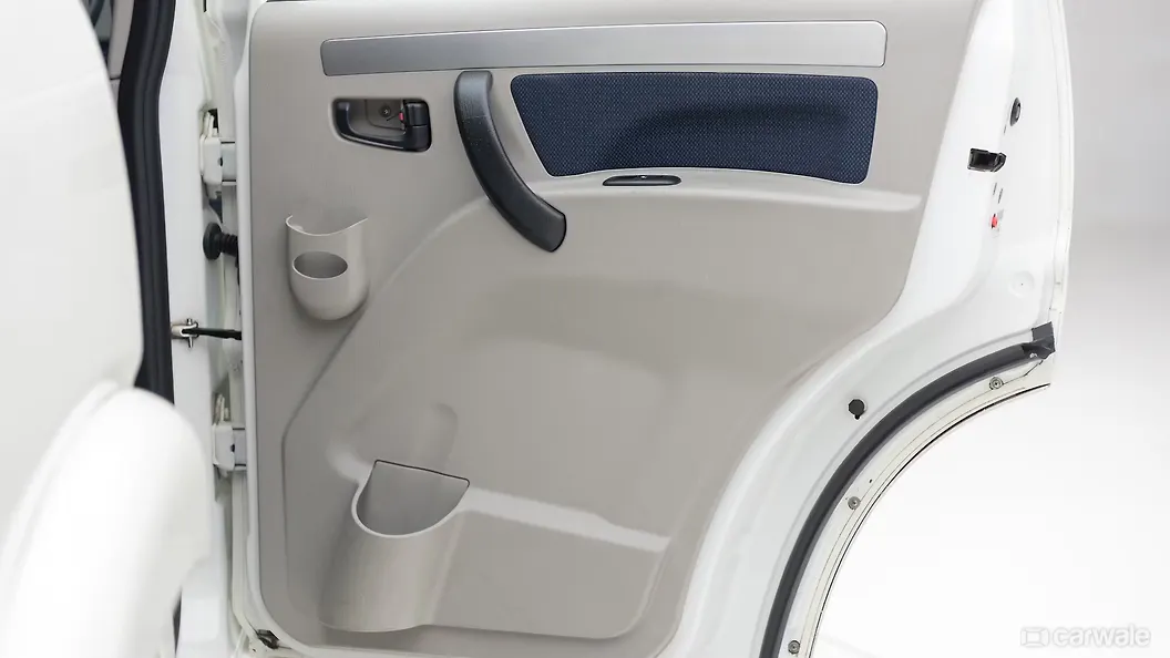 Scorpio 2021 Rear Door Pad Image, Scorpio 2021 Photos in India CarWale