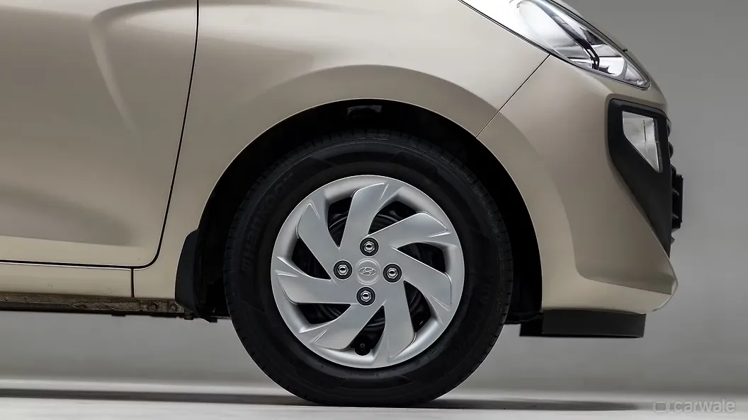 Santro Wheel Image, Santro Photos in India CarWale