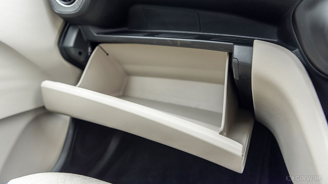 Hyundai Santro Glove Box