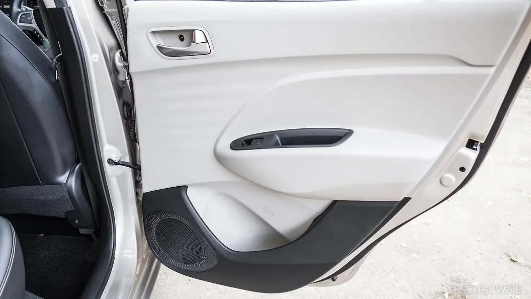 Santro Rear Door Pad Image, Santro Photos in India CarWale