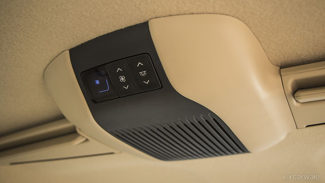 Toyota Yaris Rear Row AC Controls