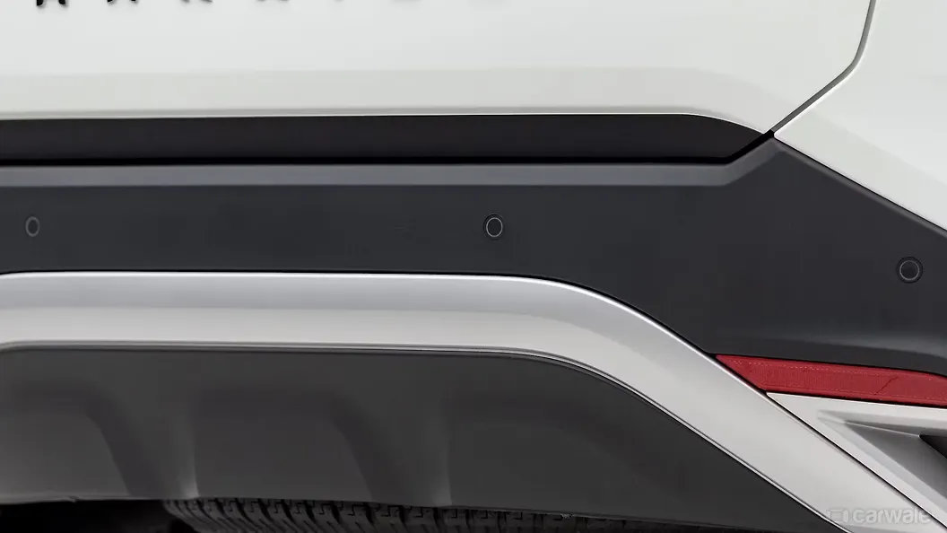 Harrier Rear Parking Sensor Image, Harrier Photos in India CarWale