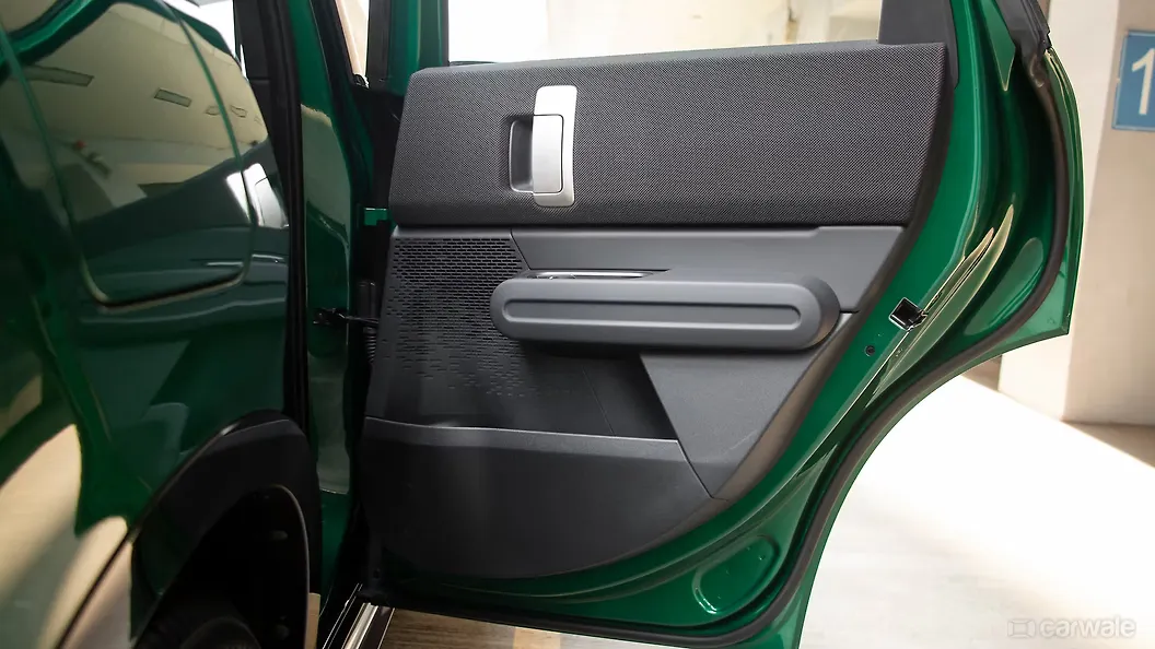 Mini Countryman Front Right Door Pad Mini Countryman Front Right Door Pad