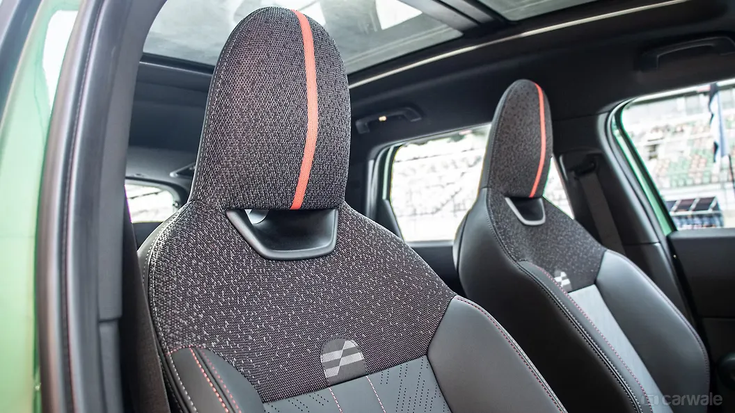 Mini Countryman Front Seat Headrest