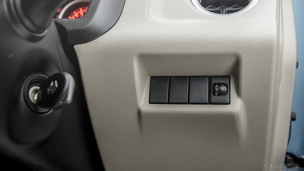 Discontinued Maruti Suzuki Wagon R 2019 Dashboard Switches