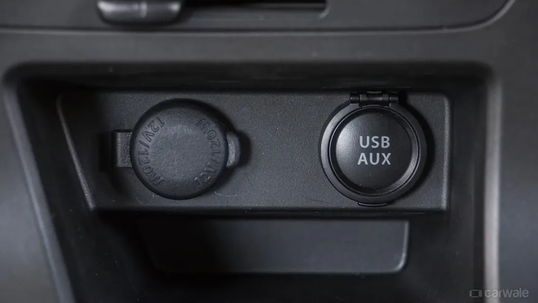 Wagon R [20192022] USB Port/AUX/Power Socket/Wireless Charging Image