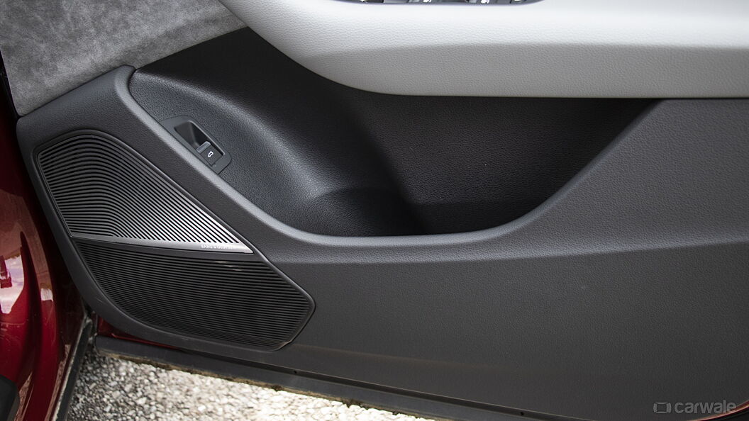 Audi Q8 Driver Side Front Door Pocket