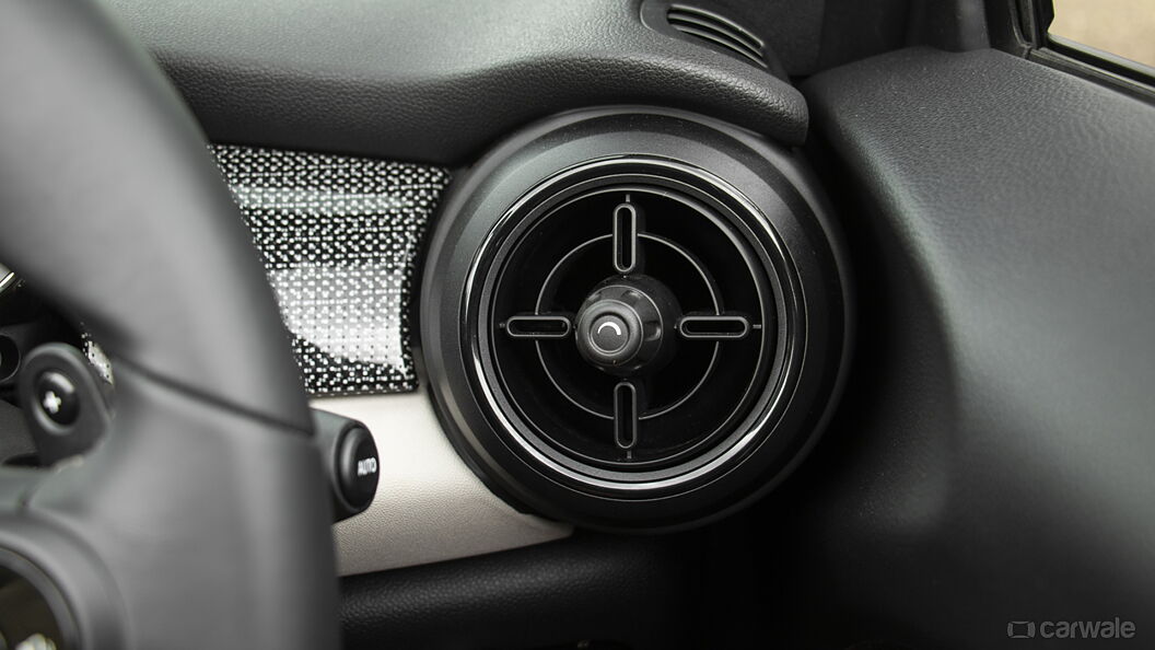 MINI Cooper Convertible Right Side Air Vents
