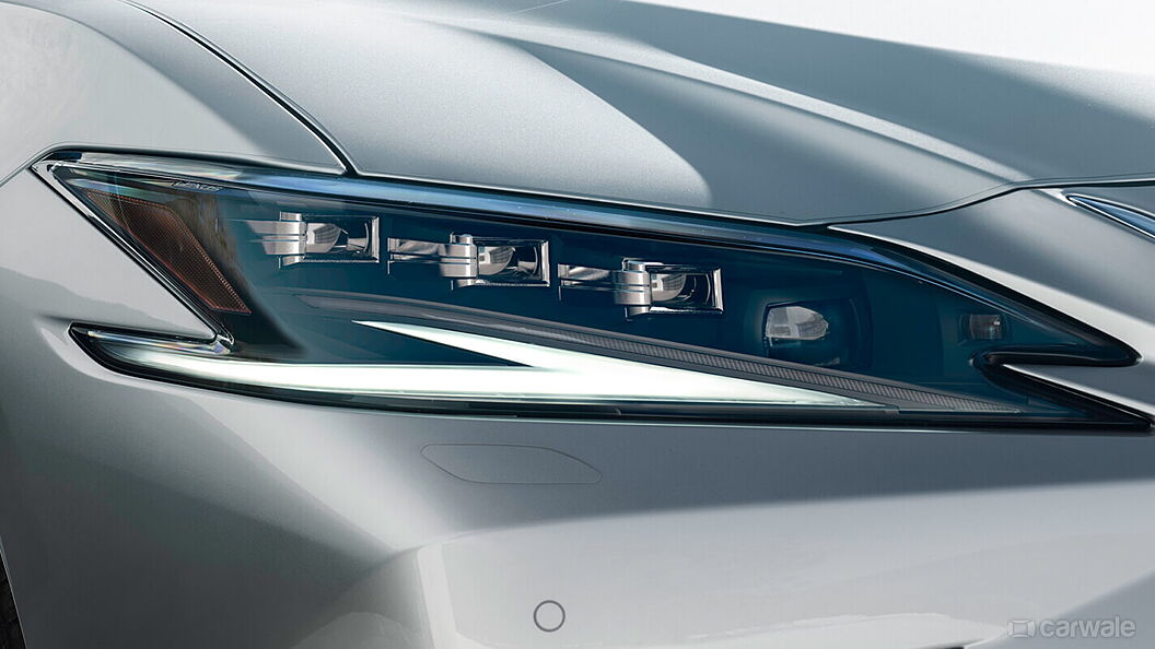 Lexus ES Headlight