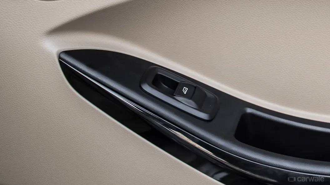 Aspire Rear Power Window Switches Image, Aspire Photos in India CarWale