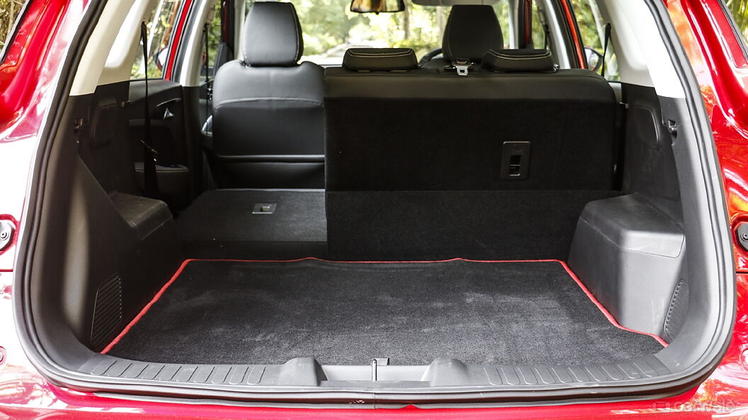 Discontinued MG Hector 2019 Bootspace Rear Seat Folded