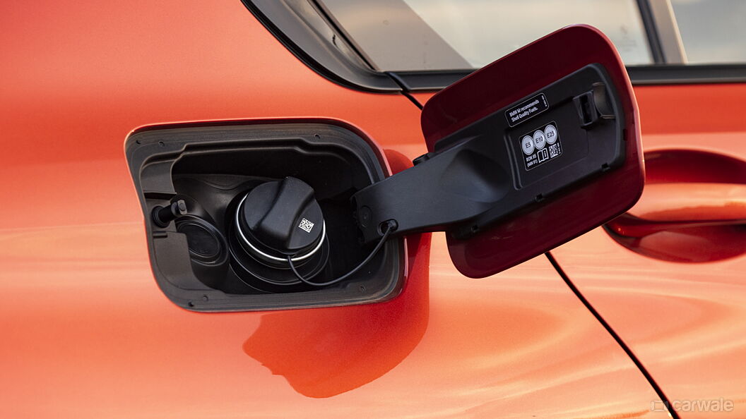 BMW 3 Series Open Fuel Lid