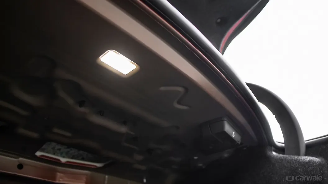 3 Series Boot Light Image, 3 Series Photos in India CarWale