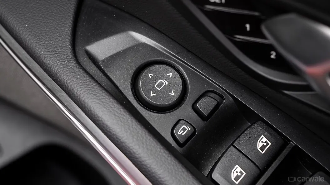 3 Series Outer Rear View Mirror ORVM Controls Image, 3 Series Photos in ...