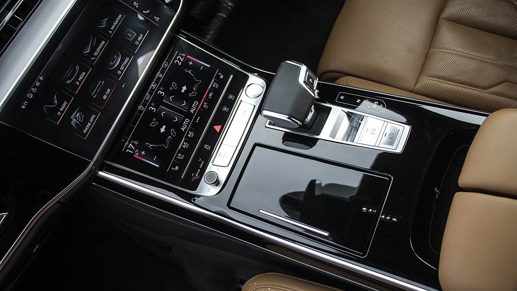 audi a8 usb