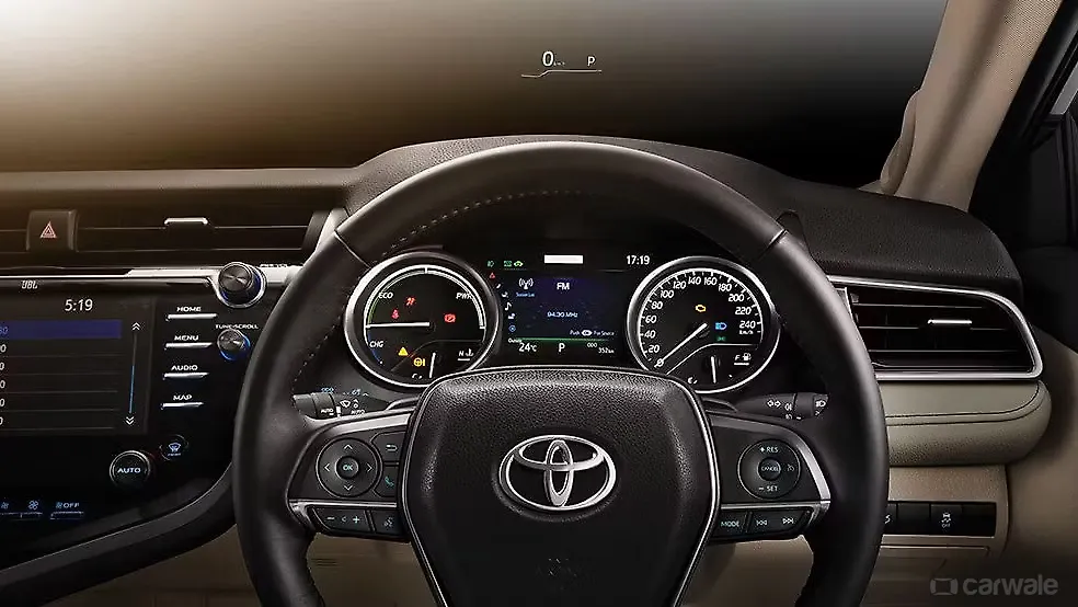 Camry Steering Wheel Image, Camry Photos in India CarWale