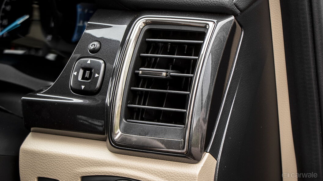 Ford Endeavour Right Side Air Vents