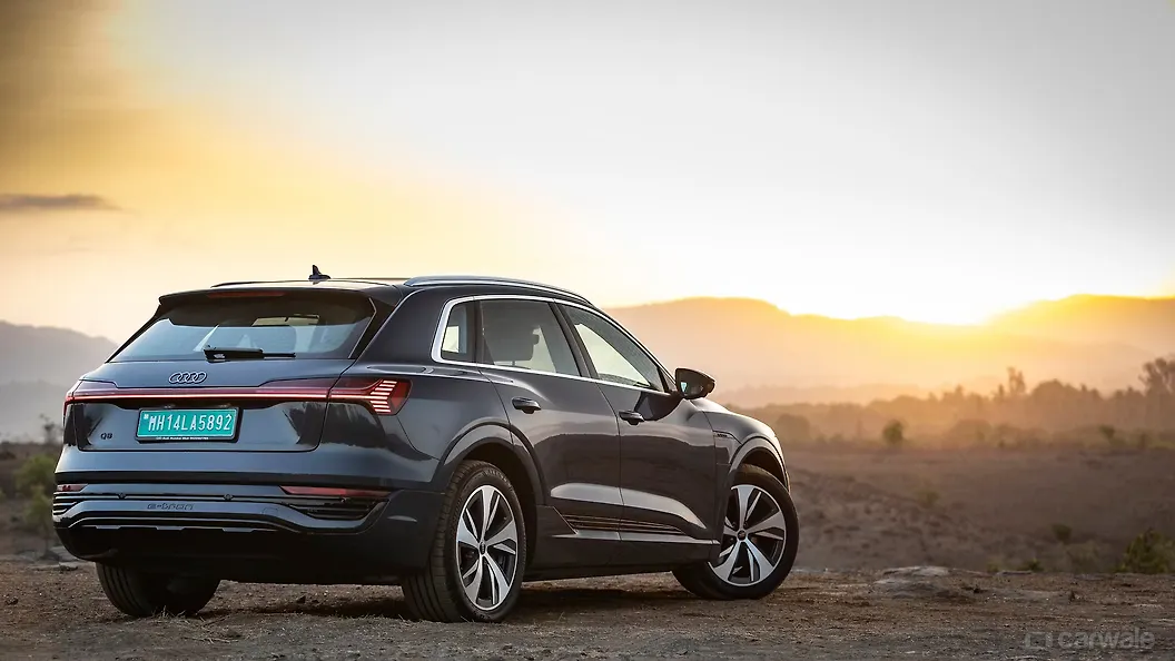 Audi e-tron Right Rear Three Quarter