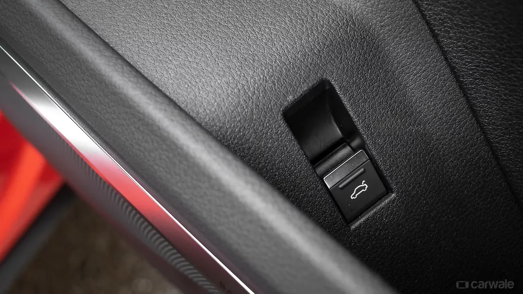 etron Boot Release Lever/Fuel Lid Release Lever Image, etron Photos